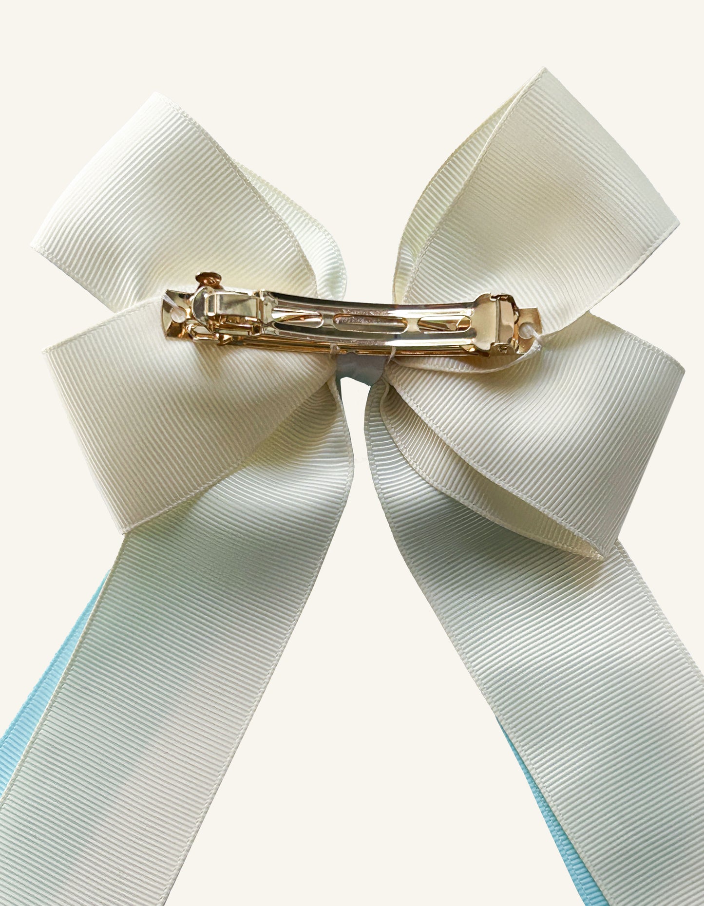 Jumper Bow – Turquoise & Ivory Heart Charm