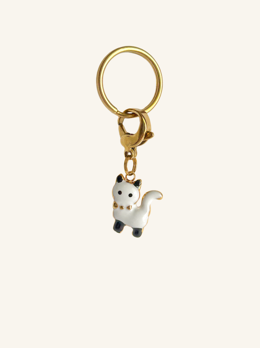 Gold cat charm for equestrian accessories