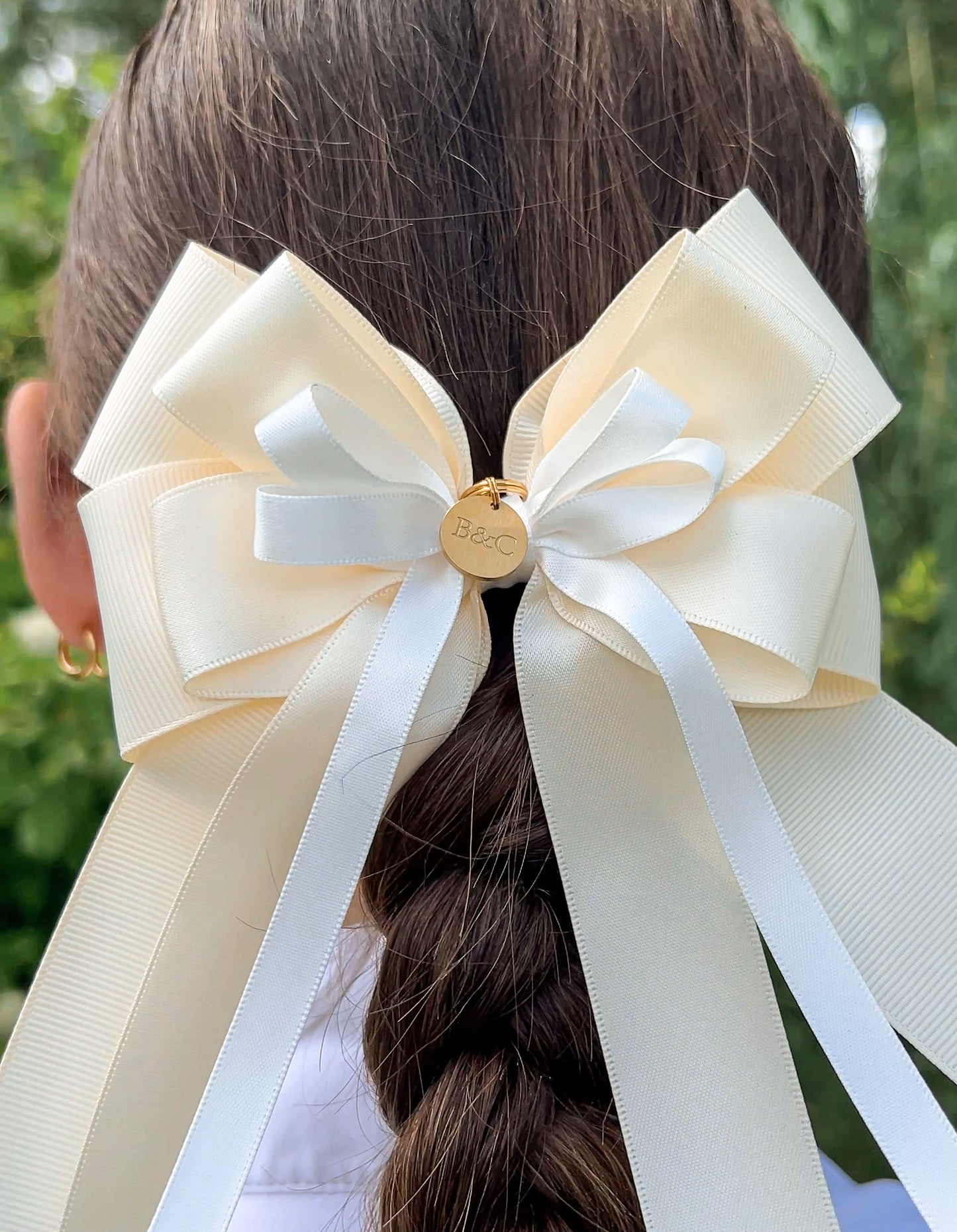 Jumper Bow – Ivory Cream